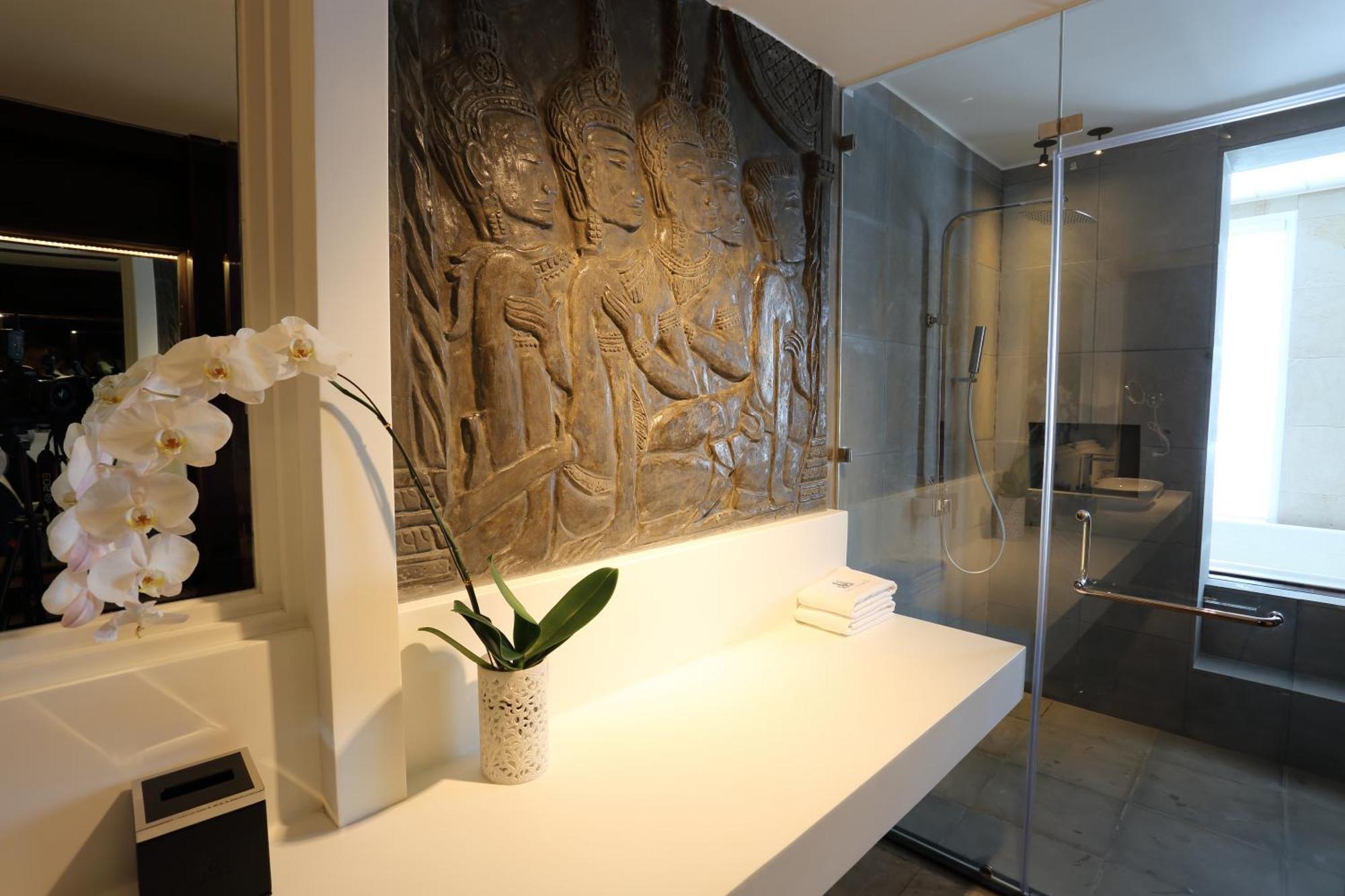 Arunreas Hotel Phnom Penh Phòng bức ảnh