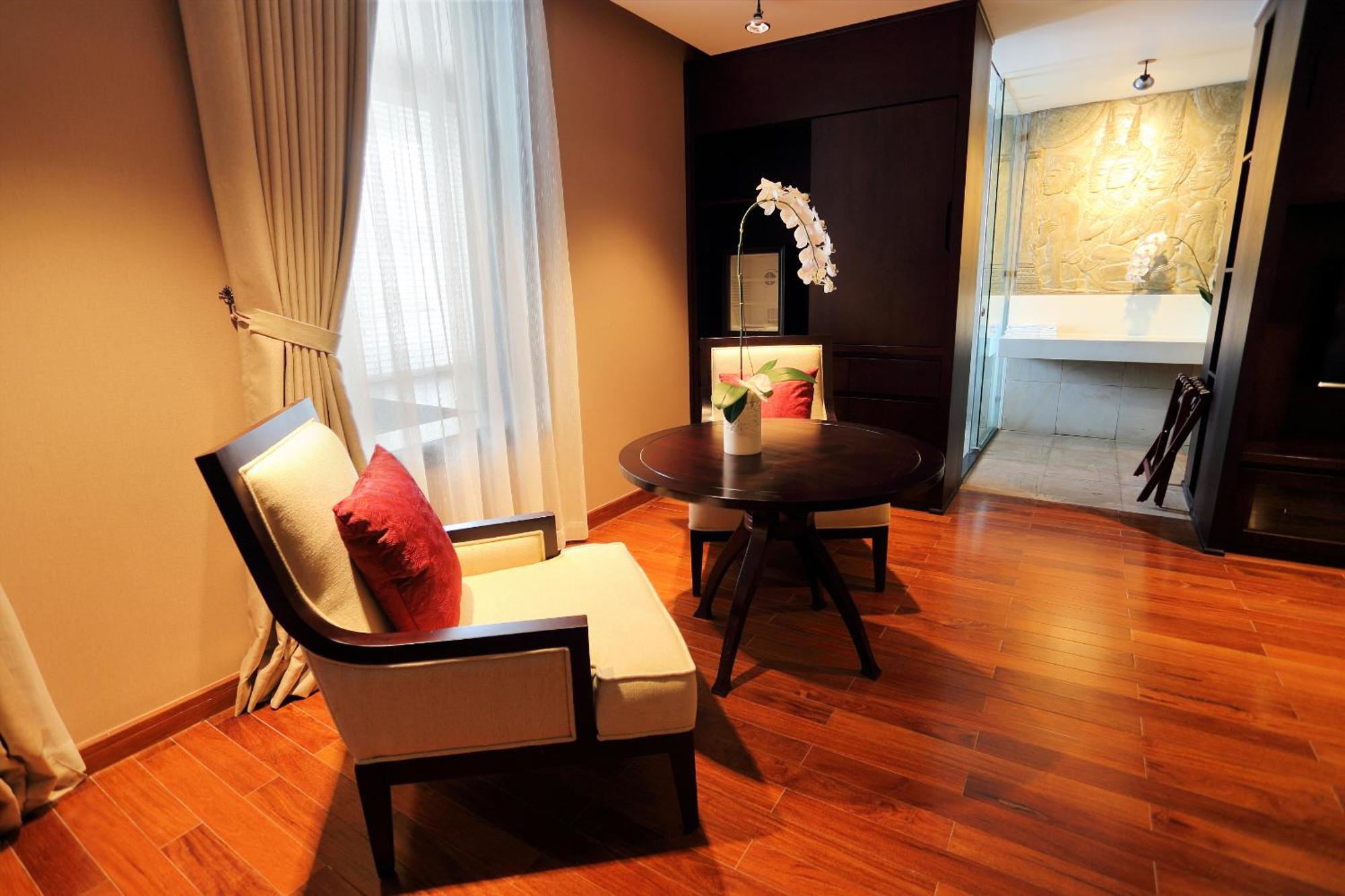 Arunreas Hotel Phnom Penh Phòng bức ảnh